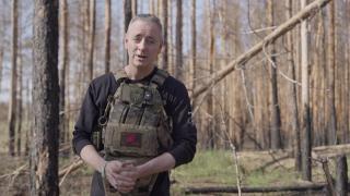 КОНГРЕСМЕН США_ПОБУВАВ НА ФРОНТІ В УКРАЇНІ ТА ПІДПИСАВ СНЯРЯД ДЛЯ ПУТІНА