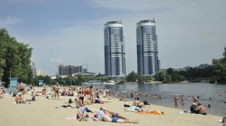 У Києві дозволили купатися на 9 пляжах (список) 